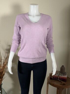 WH BM Lavender Scoop Neck Lightweight Sweater